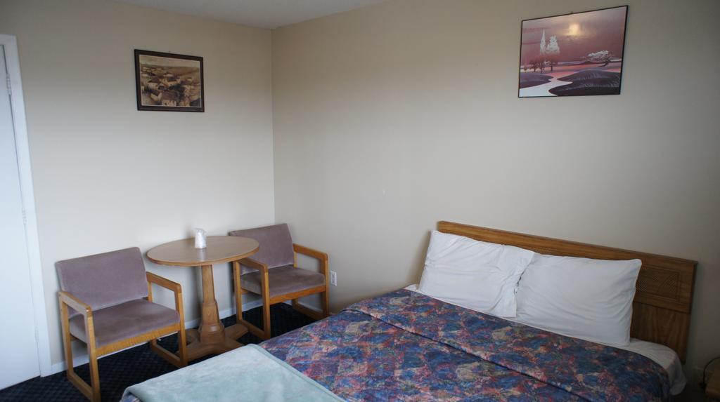 Niagara Inn Downtown Екстер'єр фото