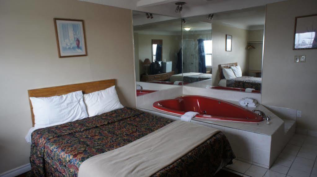 Niagara Inn Downtown Екстер'єр фото