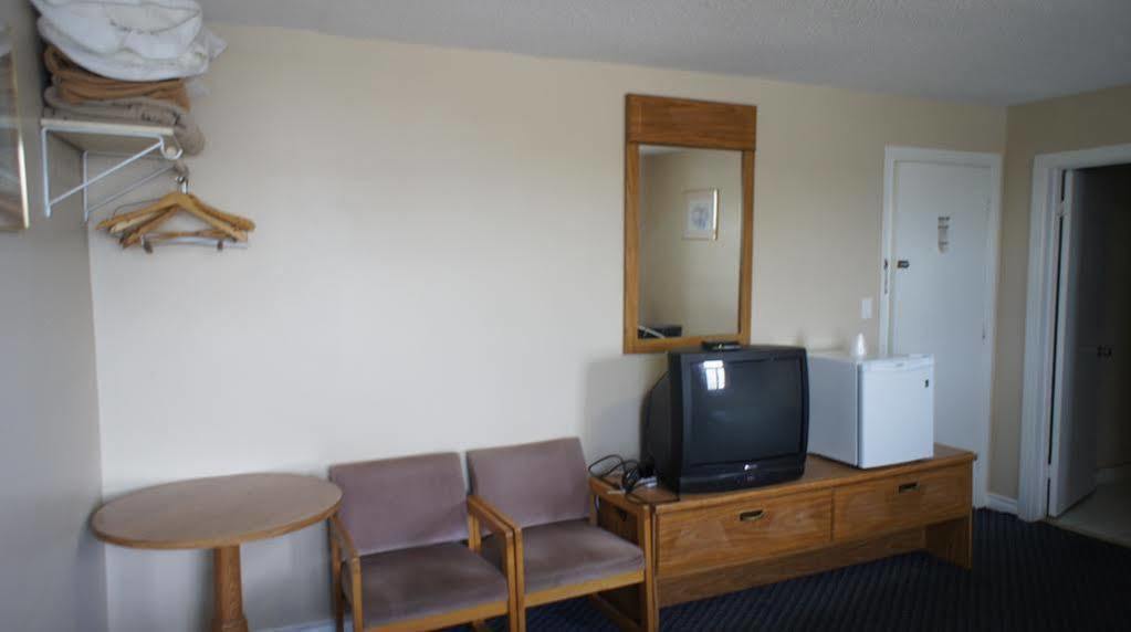 Niagara Inn Downtown Екстер'єр фото
